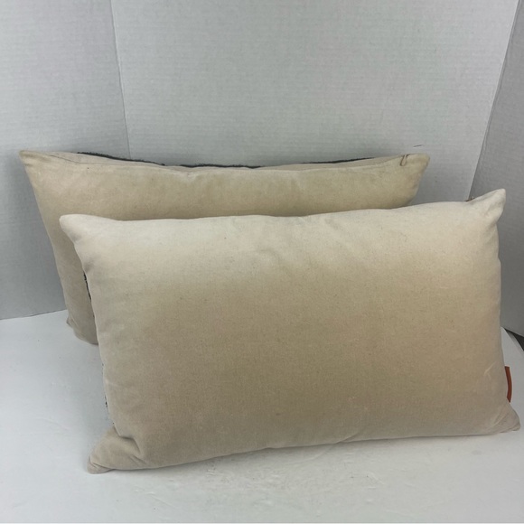 Aidan Gray luxury brand pair of cream with black graphic and feather inserts. - Picture 8 of 16